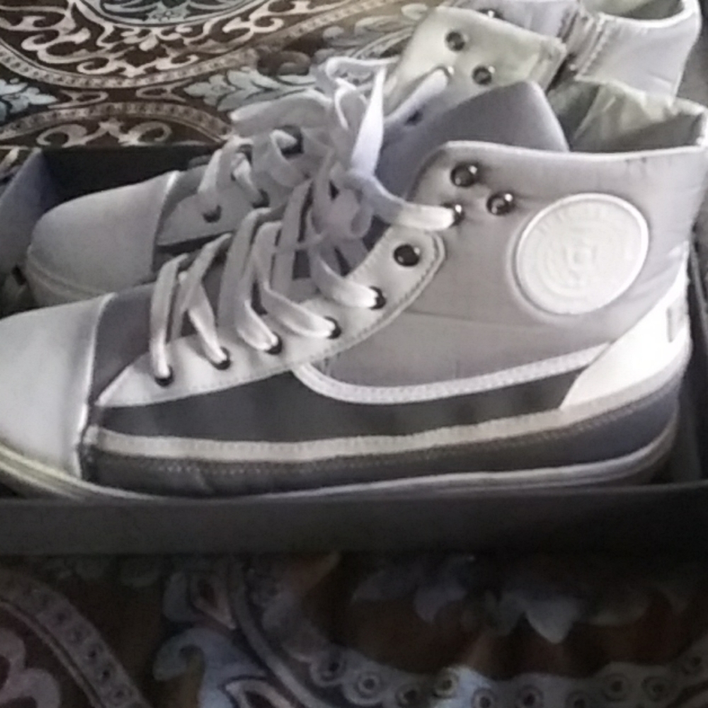 Kenneth Cole Reaction